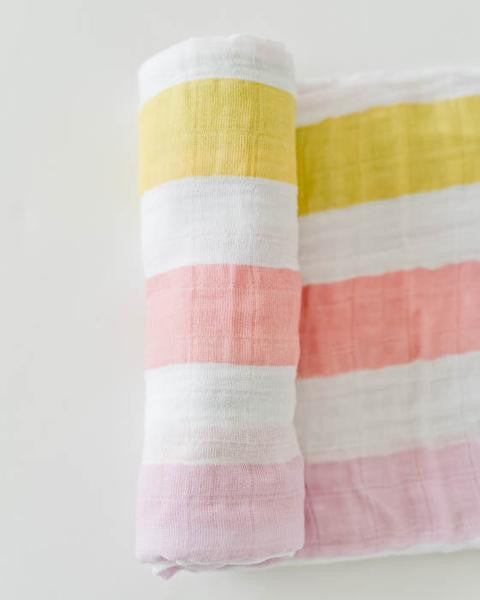 Cotton Muslin Swaddle: "Cabana Stripe" von Little Unicorn