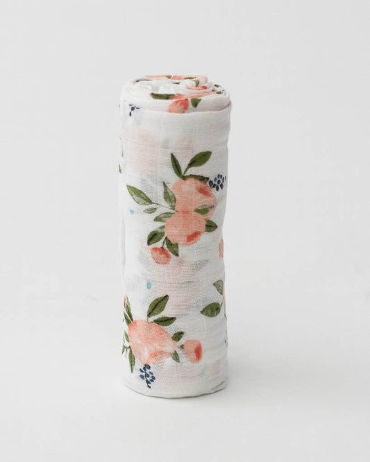 Cotton Muslin Swaddle: "Watercolor Roses" von Little Unicorn