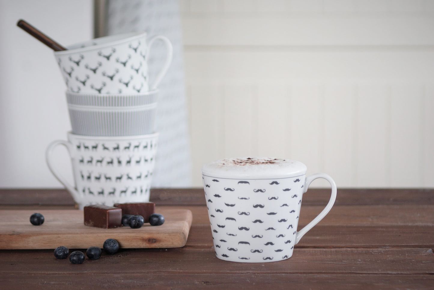 Tasse: Moustache von Krasilnikoff