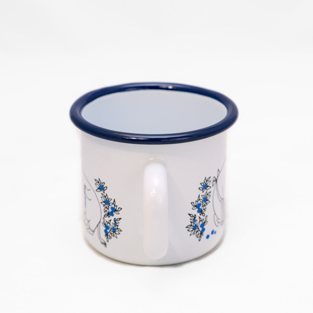 Tasse aus Emaille: Mumin Blueberries - Blaubeeren weiss von Muurla