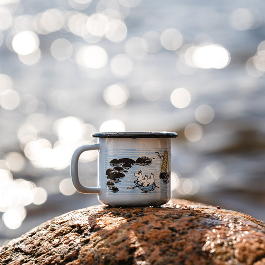 Tasse aus Emaille: Mumin Summer - Mellow Wind 1,5 dl blau von Muurla