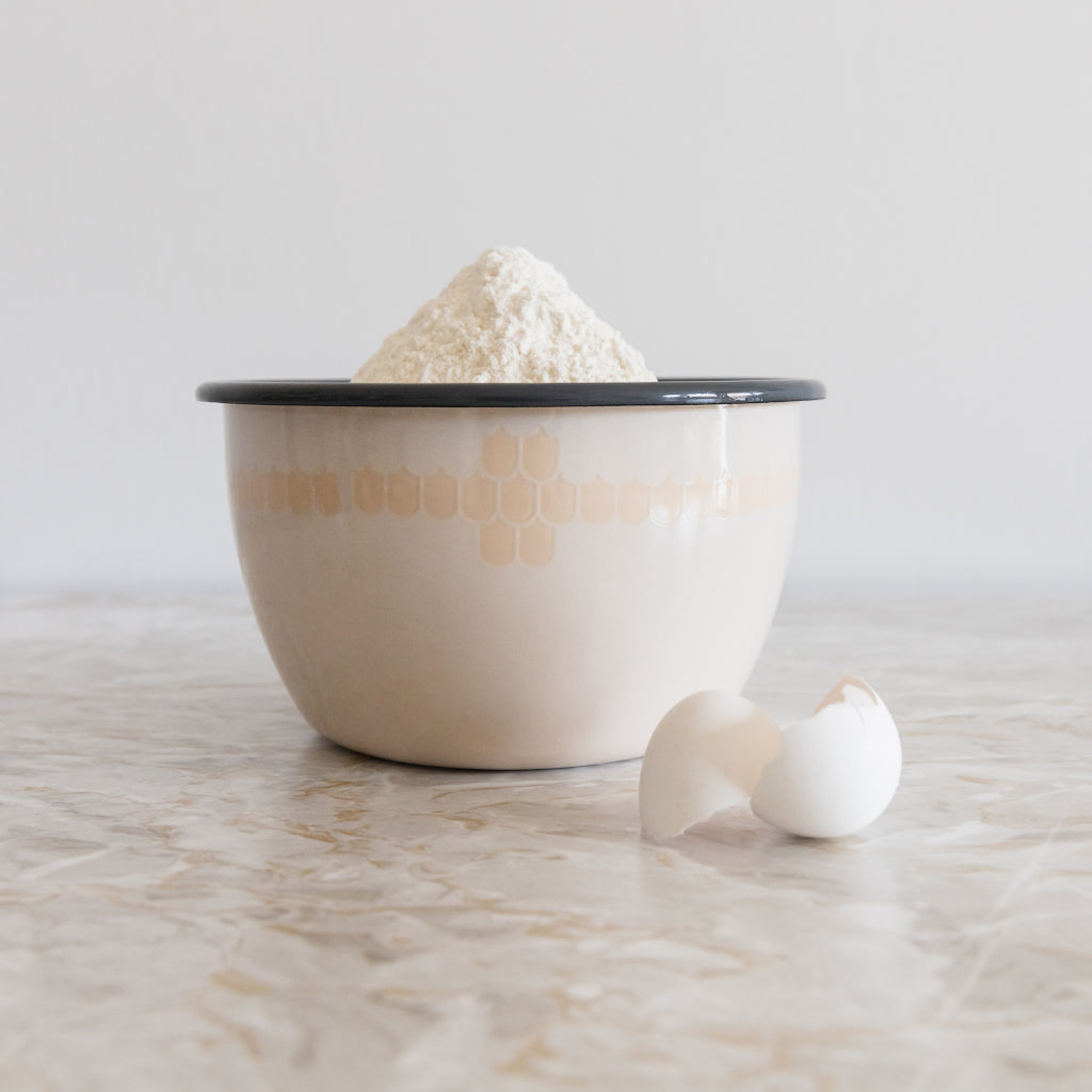 Schüssel aus Emaille: Vappu in the Kitchen- apricot von Muurla